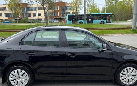 Volkswagen Jetta VI, 2009 год, 695 000 рублей, 6 фотография