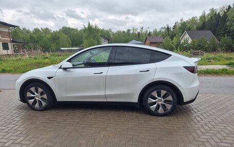 Tesla Model Y I, 2020 год, 3 800 000 рублей, 10 фотография