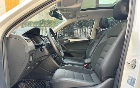 Volkswagen Tiguan II, 2021 год, 2 250 000 рублей, 10 фотография