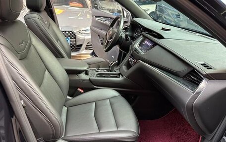 Cadillac XT5 I рестайлинг, 2022 год, 3 090 000 рублей, 13 фотография