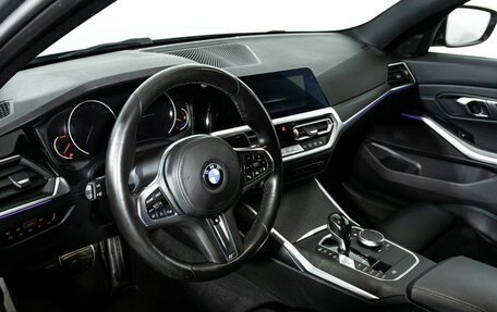 BMW 3 серия, 2019 год, 3 737 000 рублей, 11 фотография