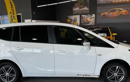 Opel Zafira C рестайлинг, 2013 год, 950 000 рублей, 4 фотография