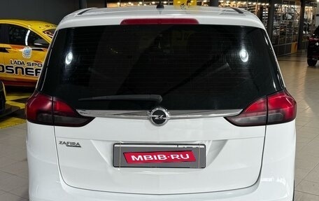 Opel Zafira C рестайлинг, 2013 год, 950 000 рублей, 6 фотография