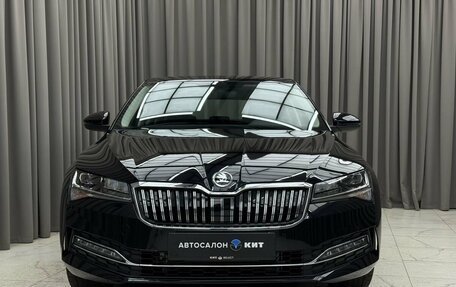 Skoda Superb III рестайлинг, 2024 год, 4 890 000 рублей, 2 фотография