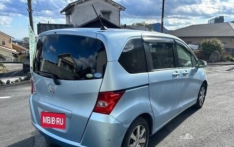 Honda Freed I, 2011 год, 825 000 рублей, 4 фотография
