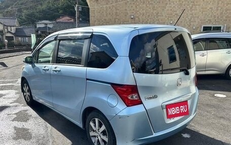 Honda Freed I, 2011 год, 825 000 рублей, 5 фотография