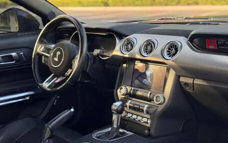 Ford Mustang VI рестайлинг, 2020 год, 3 000 000 рублей, 4 фотография