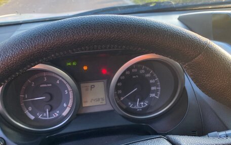 Toyota Land Cruiser Prado 150 рестайлинг 2, 2015 год, 3 320 000 рублей, 6 фотография