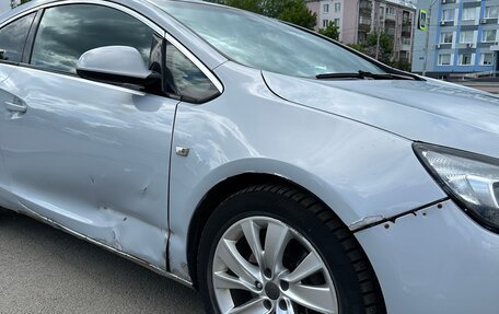 Opel Astra J, 2012 год, 730 000 рублей, 3 фотография