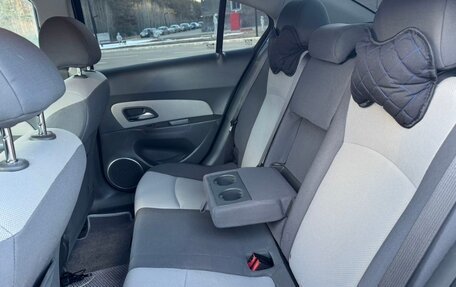 Chevrolet Cruze II, 2010 год, 575 000 рублей, 9 фотография