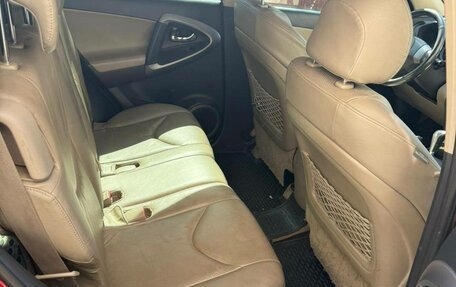 Toyota RAV4, 2006 год, 1 000 000 рублей, 8 фотография