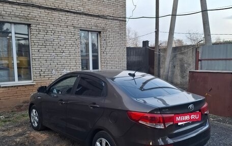 KIA Rio III рестайлинг, 2017 год, 1 280 000 рублей, 2 фотография