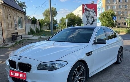 BMW 5 серия, 2012 год, 1 850 000 рублей, 4 фотография