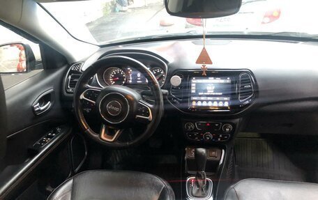 Jeep Compass II, 2019 год, 1 880 000 рублей, 13 фотография