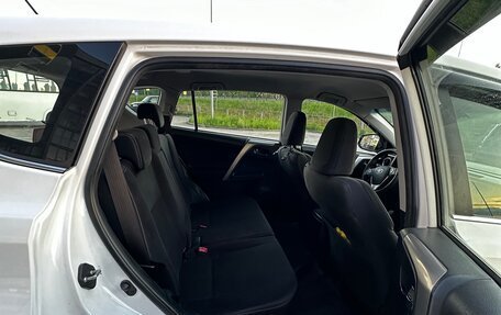 Toyota RAV4, 2013 год, 1 650 000 рублей, 10 фотография
