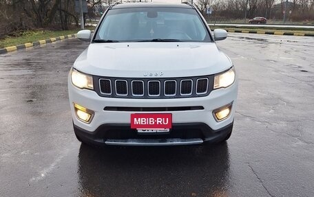Jeep Compass II, 2019 год, 1 880 000 рублей, 10 фотография
