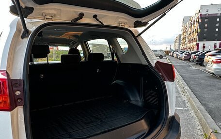 Toyota RAV4, 2013 год, 1 650 000 рублей, 18 фотография