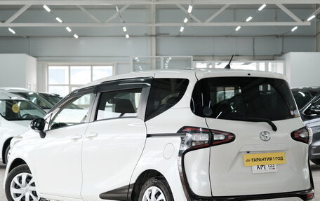 Toyota Sienta II, 2017 год, 1 549 000 рублей, 5 фотография