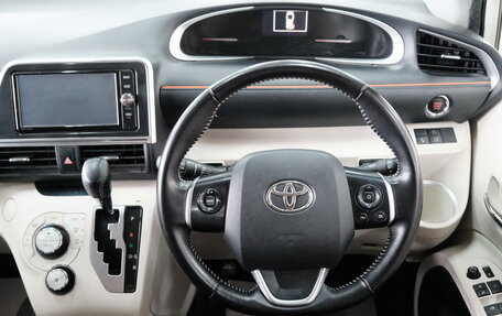 Toyota Sienta II, 2017 год, 1 549 000 рублей, 12 фотография