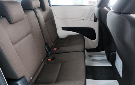 Toyota Sienta II, 2017 год, 1 549 000 рублей, 22 фотография
