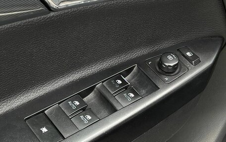 Opel Antara I, 2013 год, 900 000 рублей, 16 фотография