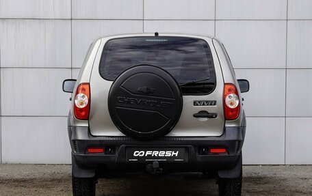 Chevrolet Niva I рестайлинг, 2015 год, 690 000 рублей, 4 фотография