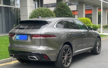 Jaguar F-Pace, 2022 год, 4 700 000 рублей, 5 фотография