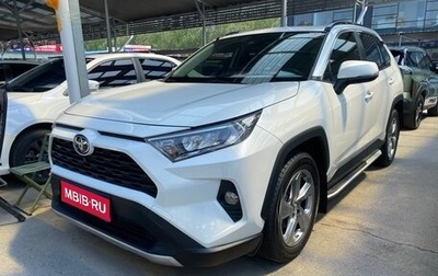 Toyota RAV4, 2020 год, 2 030 000 рублей, 1 фотография