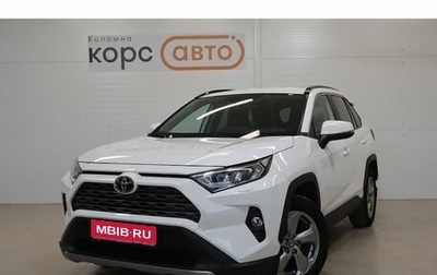 Toyota RAV4, 2021 год, 3 000 000 рублей, 1 фотография