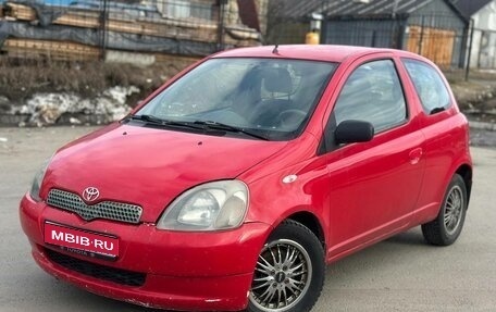 Toyota Yaris I рестайлинг, 2000 год, 295 000 рублей, 1 фотография