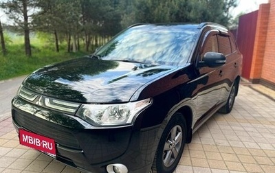 Mitsubishi Outlander III рестайлинг 3, 2014 год, 1 498 000 рублей, 1 фотография