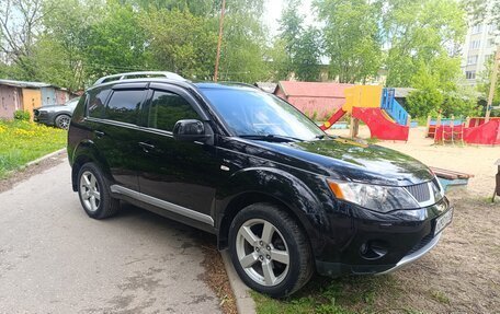 Mitsubishi Outlander III рестайлинг 3, 2008 год, 1 160 000 рублей, 1 фотография