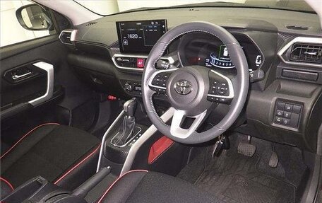Toyota Raize I, 2020 год, 1 390 000 рублей, 3 фотография