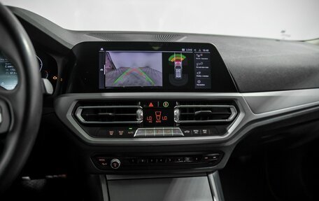 BMW 3 серия, 2020 год, 2 950 000 рублей, 11 фотография