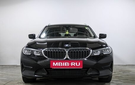 BMW 3 серия, 2020 год, 2 950 000 рублей, 2 фотография
