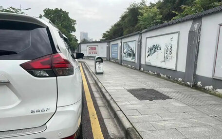 Nissan X-Trail, 2020 год, 2 100 000 рублей, 8 фотография