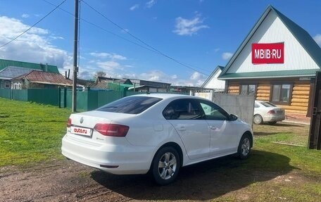 Volkswagen Jetta VI, 2015 год, 850 000 рублей, 4 фотография