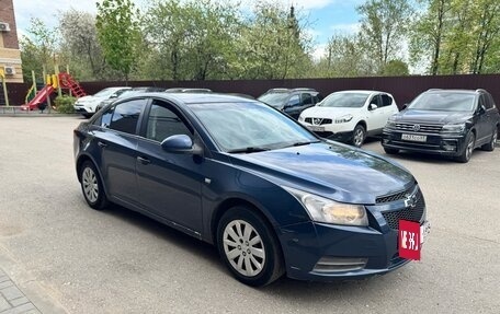 Chevrolet Cruze II, 2012 год, 530 000 рублей, 2 фотография