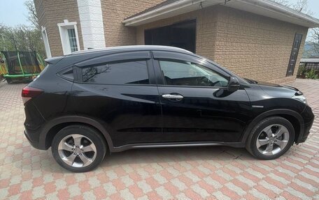 Honda Vezel, 2014 год, 1 350 000 рублей, 6 фотография
