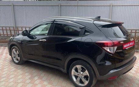 Honda Vezel, 2014 год, 1 350 000 рублей, 3 фотография