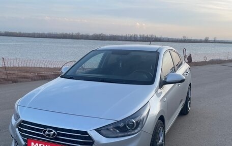 Hyundai Solaris II рестайлинг, 2019 год, 1 520 000 рублей, 2 фотография