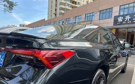 Toyota Avalon, 2022 год, 2 489 000 рублей, 4 фотография