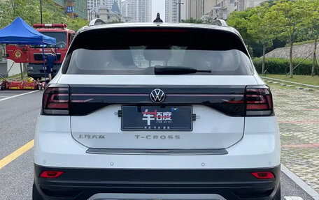 Volkswagen T-Cross I, 2021 год, 1 410 000 рублей, 5 фотография