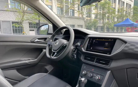 Volkswagen T-Cross I, 2021 год, 1 410 000 рублей, 10 фотография