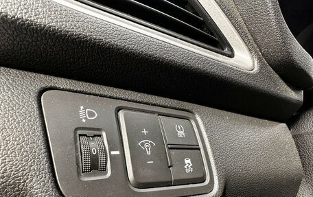 Hyundai Solaris II рестайлинг, 2018 год, 1 299 000 рублей, 8 фотография