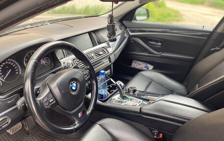 BMW 5 серия, 2010 год, 1 600 000 рублей, 4 фотография