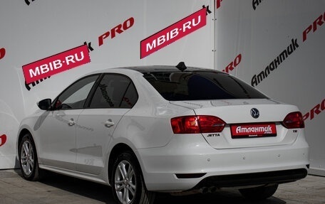 Volkswagen Jetta VI, 2011 год, 900 000 рублей, 4 фотография