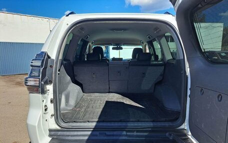Toyota Land Cruiser Prado 150 рестайлинг 2, 2012 год, 2 650 000 рублей, 10 фотография