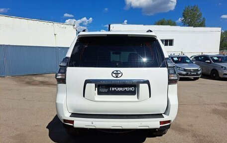 Toyota Land Cruiser Prado 150 рестайлинг 2, 2012 год, 2 650 000 рублей, 6 фотография