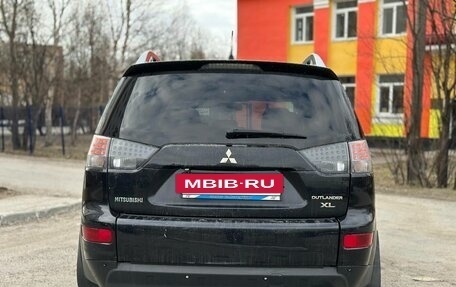 Mitsubishi Outlander III рестайлинг 3, 2008 год, 760 000 рублей, 7 фотография